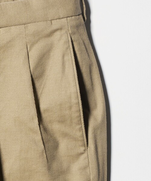 UNITED ARROWS（ユナイテッドアローズ）の「ツイル カルゼ ２プリーツ キャロット パンツ（スラックス・メンズ・オリーブ/グレー系/ベージュ・S/L/XL/M）」の16枚目の写真