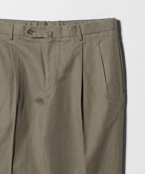 UNITED ARROWS（ユナイテッドアローズ）の「ツイル カルゼ ２プリーツ キャロット パンツ（スラックス・メンズ・オリーブ/グレー系/ベージュ・S/L/XL/M）」の22枚目の写真