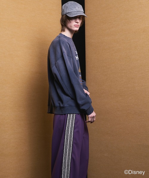 MAISON SPECIAL(メゾンスペシャル)の「《UNISEX》【MOVIE SERIES】「FANTASIA」- BROOM - Prime-Over Crew Neck Sweatshirt/「ファンタジア」- ほうき -プライムオーバークルーネックスウェット【MAISON SPECIAL/メゾンスペシャル】(スウェット・メンズ・ブラック/ネイビー・0/1/2)」の11枚目の写真