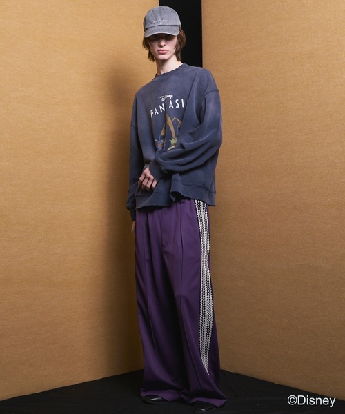 MAISON SPECIAL(メゾンスペシャル)の「《UNISEX》【MOVIE SERIES】「FANTASIA」- BROOM - Prime-Over Crew Neck Sweatshirt/「ファンタジア」- ほうき -プライムオーバークルーネックスウェット【MAISON SPECIAL/メゾンスペシャル】(スウェット・メンズ・ブラック/ネイビー・0/1/2)」の5枚目の写真