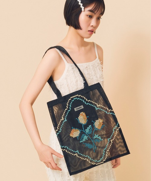 Casselini(キャセリーニ)の「Casselini(キャセリーニ)チュール刺繍トート(トートバッグ・レディース・レッド/ブルー/アイボリー/ブラック・FREE)」の11枚目の写真