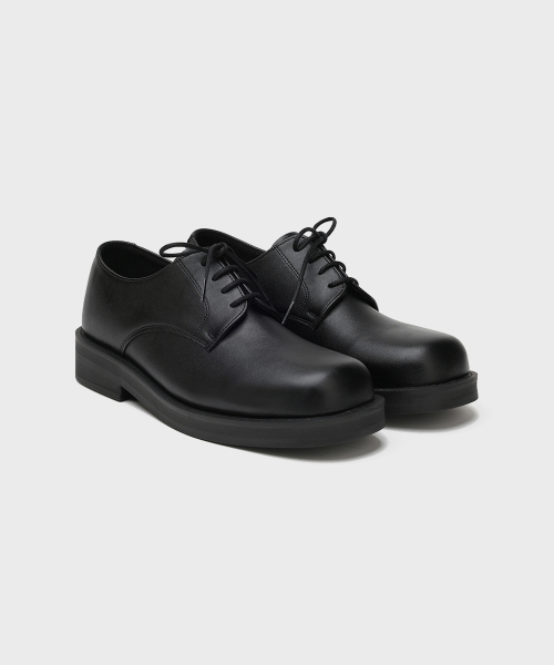 FIRENZE ATELIER（フィレンツェアトリエ）の「[SECOND.A Light] ボールドシェイプ ミニマル ダービー SL31 [MATT BLACK]（ドレスシューズ・メンズ・ブラック・24cm/25cm/26cm/27cm/28cm）」の2枚目の写真