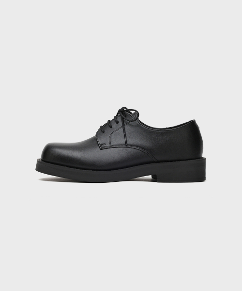 FIRENZE ATELIER（フィレンツェアトリエ）の「[SECOND.A Light] ボールドシェイプ ミニマル ダービー SL31 [MATT BLACK]（ドレスシューズ・メンズ・ブラック・24cm/25cm/26cm/27cm/28cm）」の4枚目の写真