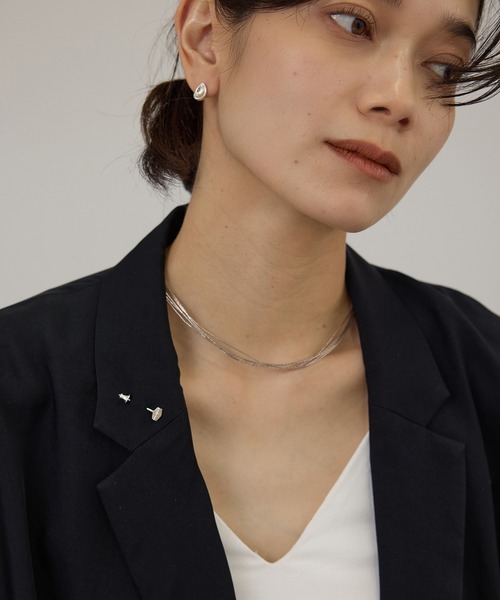 SALON adam et rope'(サロン アダム エ ロペ)の「アセテートツイルダブルジャケット(テーラードジャケット・レディース・ブラック/ベージュ系その他・FREE)」の8枚目の写真