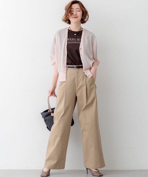 23区(ニジュウサンク)の「シャイニーシアー ドルマンスリーブ カーディガン(カーディガン/ボレロ・レディース・ネイビー系/ライトグレー系/ベージュ系/スカイブルー系/ブラック系・38)」の17枚目の写真