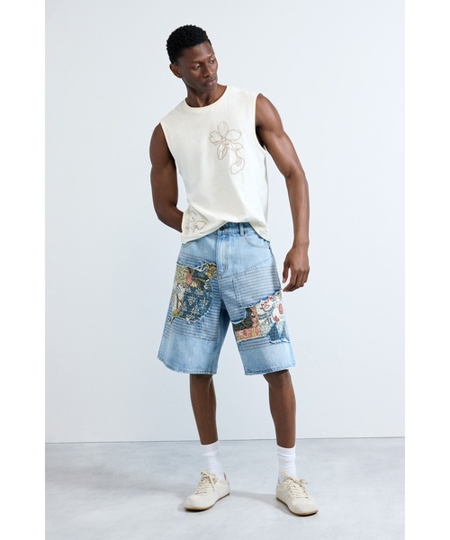 Desigual(デシグアル)の「立体フラワー刺繍 ノースリーブ Tシャツ(Tシャツ/カットソー・メンズ・ホワイト・L/M/S/XL)」の6枚目の写真