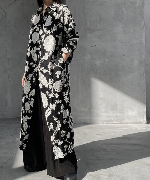 antiqua(アンティカ)の「花柄 ドビー織り ワンピース(シャツワンピース・レディース・ブラック・ONESIZE)」の8枚目の写真