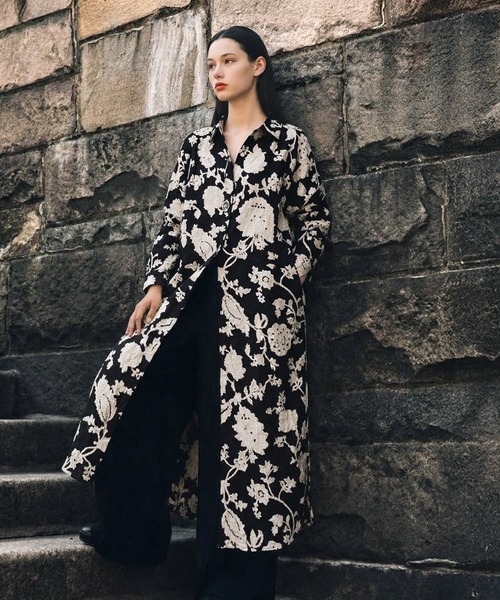 antiqua(アンティカ)の「花柄 ドビー織り ワンピース(シャツワンピース・レディース・ブラック・ONESIZE)」の9枚目の写真