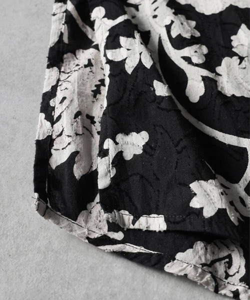 antiqua(アンティカ)の「花柄 ドビー織り ワンピース(シャツワンピース・レディース・ブラック・ONESIZE)」の15枚目の写真