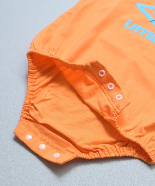 MARKEY'S(マーキーズ)の「【umbro】別注ブルマロンパース(ロンパース・キッズ・オレンジ/ブルー/グリーン・80/70)」の6枚目の写真