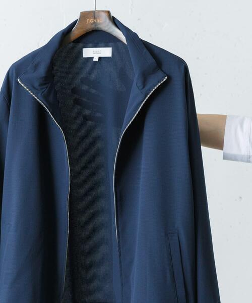URBAN RESEARCH ROSSO MEN(アーバンリサーチロッソメン)の「『WEB限定』『吸水 / 速乾』Air Stretch スタンドブルゾン(ブルゾン・メンズ・ブラック/ネイビー/チャコールグレー/ブラウン・LARGE/MEDIUM)」の4枚目の写真