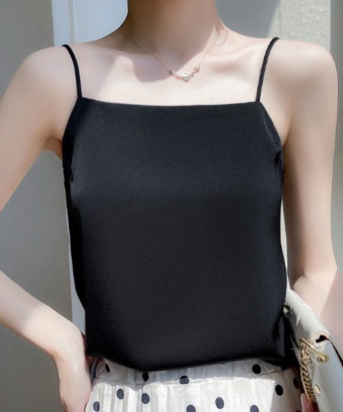 yuue' ( wear )（ユーイ）の「スクエアネックサテンキャミソール（キャミソール・レディース・グレー/ブラック/ホワイト/ベージュ・M/L）」の11枚目の写真
