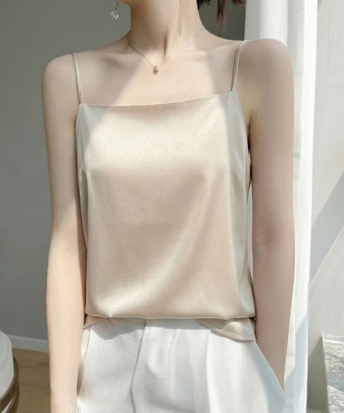 yuue' ( wear )（ユーイ）の「スクエアネックサテンキャミソール（キャミソール・レディース・グレー/ブラック/ホワイト/ベージュ・M/L）」の19枚目の写真