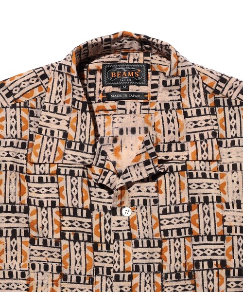 BEAMS PLUS(ビームスプラス)の「Open Collar Block Print ③(シャツ/ブラウス・メンズ・レッド/ブラック・MEDIUM/SMALL/LARGE/X-LARGE)」の5枚目の写真