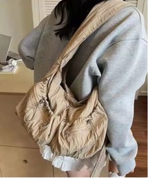 BARELY BLUE（ベアリーブルー）の「【 BARELY BLUE / ベアリーブルー 】 ドロスト ギャザー ショルダーバッグ（ショルダーバッグ）」