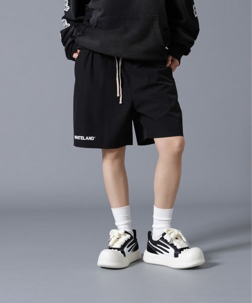 WHITELAND(ホワイトランド)の「【WEB&DEPOT限定】WHITELAND/ホワイトランド/LOGO P-TECK SHORTS(その他パンツ・レディース・ブラック/グレー・S/L/M)」の2枚目の写真