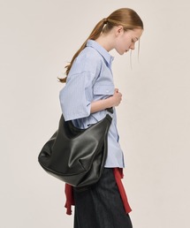 WETTEMPT（ウィテンプト）の「2WAY FAUX LEATHER SHOULDER BAG / 2WAY合皮ショルダーバッグ（ショルダーバッグ）」