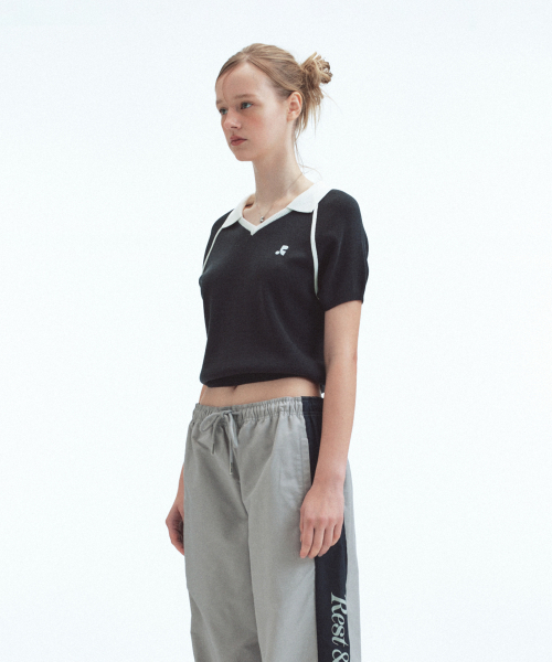 Rest&Recreation(レストアンドレクリエーション)の「V-NECK COLLAR KNIT TOP - NAVY(ニット/セーター・レディース・その他・ONE)」の4枚目の写真