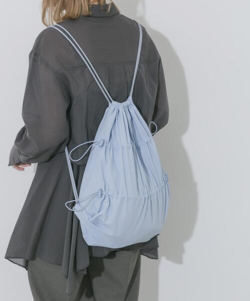 SMELLY（スメリー）の「ドロストギャザーナップサック（バックパック/リュック・レディース・ブラック/ライトブルー・-）」の5枚目の写真