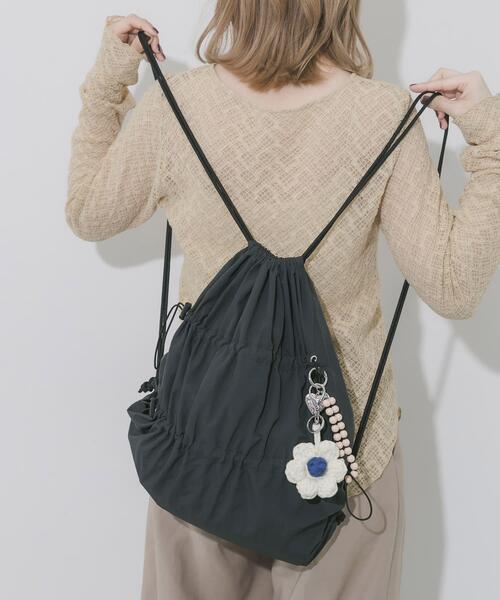 SMELLY（スメリー）の「ドロストギャザーナップサック（バックパック/リュック・レディース・ブラック/ライトブルー・-）」の14枚目の写真