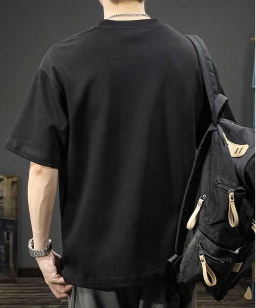 NEW GENTLEMAN（ニュージェントルマン）の「レイヴン ワンポイント オーバーサイズT（Tシャツ/カットソー・メンズ・ホワイト/ネイビー/オリーブ/ブラック・XL/L/M）」の9枚目の写真