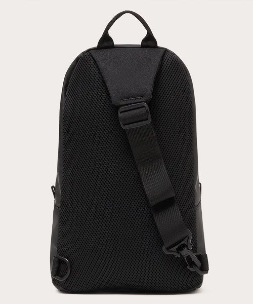OAKLEY(オークリー)の「OAKLEY/オークリー ボディバッグ FOS901983(ボディバッグ/ウエストポーチ・メンズ・ブラック・FREE)」の7枚目の写真