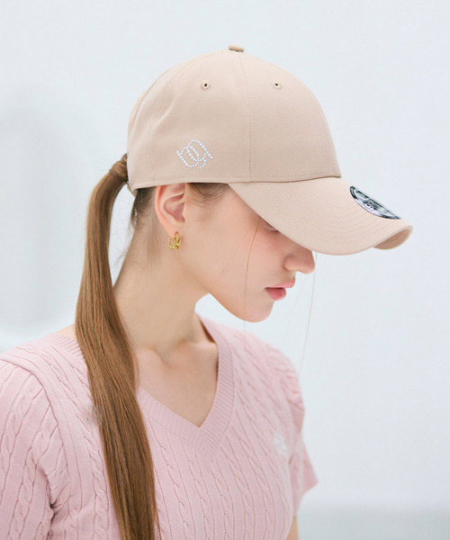 ROYAL PARTY(ロイヤルパーティー)の「【NEW ERA】9FORTYラインストーンサイドロゴキャップ(キャップ・レディース・ベージュ/ブラック・FREE)」の3枚目の写真
