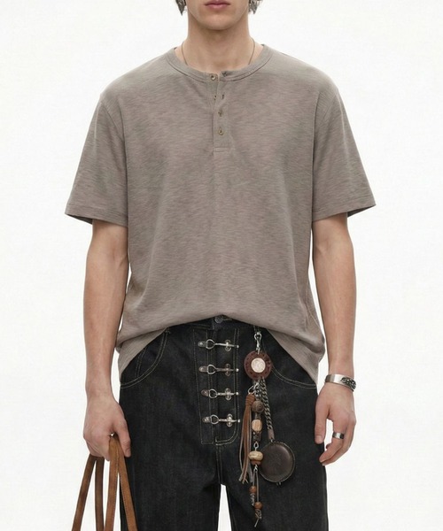 CORPUS TOKYO(コーパス トーキョー)の「スラブニット ヘンリーネック Tシャツ(Tシャツ/カットソー・メンズ・グレー/ブラック/アイボリー・1/2/3)」の13枚目の写真