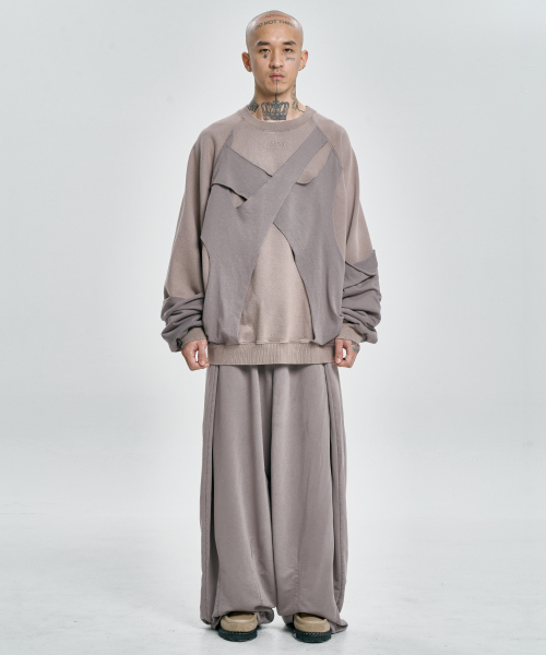 AJOBYAJO（アジョバイアジョ）の「Paneled Washed Sweatshirt [DUSTY BEIGE]（スウェット・メンズ・その他・LARGE/X-LARGE）」の6枚目の写真