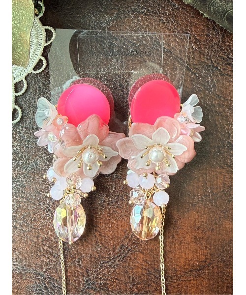 tone（トーン）の「【shinkainokakera】ピンクボタンピアス(MA)（ピアス（両耳用）・レディース・ピンク・FREE）」の3枚目の写真