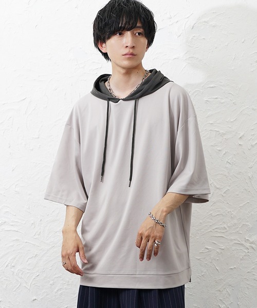 MinoriTY(マイノリティ)の「【MinoriTY】ビッグシルエット配色5分袖パーカー メンズ 春服 夏服 ユニセックス(パーカー・メンズ・グレー/チャコール・S/L/M)」の1枚目の写真