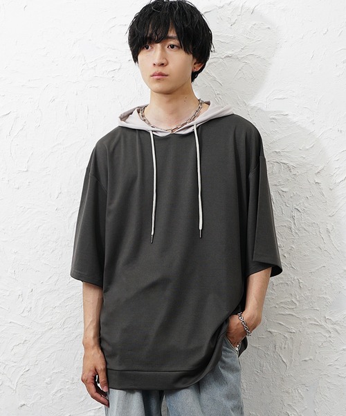 MinoriTY(マイノリティ)の「【MinoriTY】ビッグシルエット配色5分袖パーカー メンズ 春服 夏服 ユニセックス(パーカー・メンズ・グレー/チャコール・S/L/M)」の2枚目の写真
