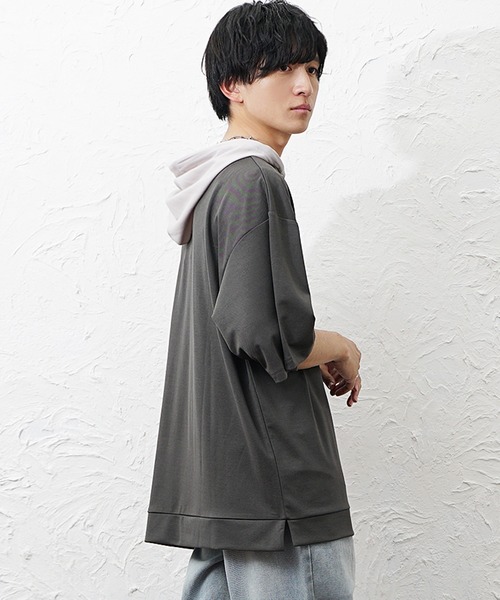 MinoriTY(マイノリティ)の「【MinoriTY】ビッグシルエット配色5分袖パーカー メンズ 春服 夏服 ユニセックス(パーカー・メンズ・グレー/チャコール・S/L/M)」の4枚目の写真