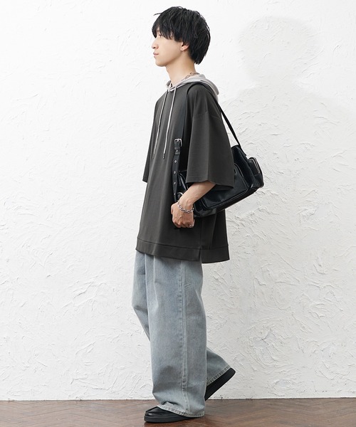 MinoriTY(マイノリティ)の「【MinoriTY】ビッグシルエット配色5分袖パーカー メンズ 春服 夏服 ユニセックス(パーカー・メンズ・グレー/チャコール・S/L/M)」の8枚目の写真