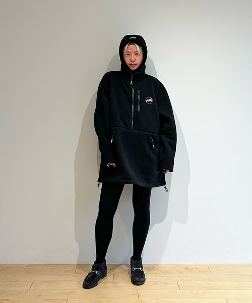 HOLIDAY(ホリデイ)の「CLASSIC FLEECE EARMUFF CAP クラシックフリースイヤーマフキャップ(キャップ・レディース・グレー/ブラック・ONE SIZE)」の8枚目の写真