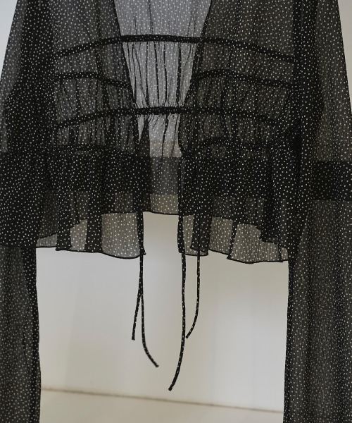 TODAYFUL（トゥデイフル）の「Shirring Dot Cardigan（カーディガン/ボレロ・レディース・ブラック・FREE）」の9枚目の写真