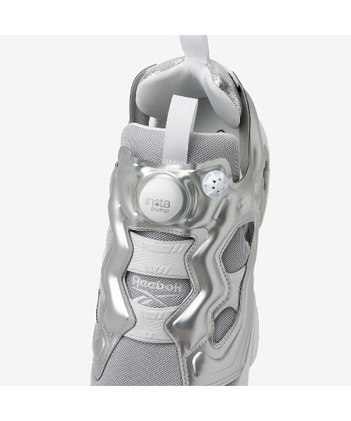 Reebok(リーボック)の「インスタ ポンプフューリー 94 / INSTAPUMP FURY 94(スニーカー・メンズ・シルバー・31cm/30.0cm/29.0cm/28.5cm/28.0cm/27.5cm/27.0cm/26.5cm/25.5cm/25.0cm/24.0cm/24.5cm/23.5cm/23.0cm)」の8枚目の写真