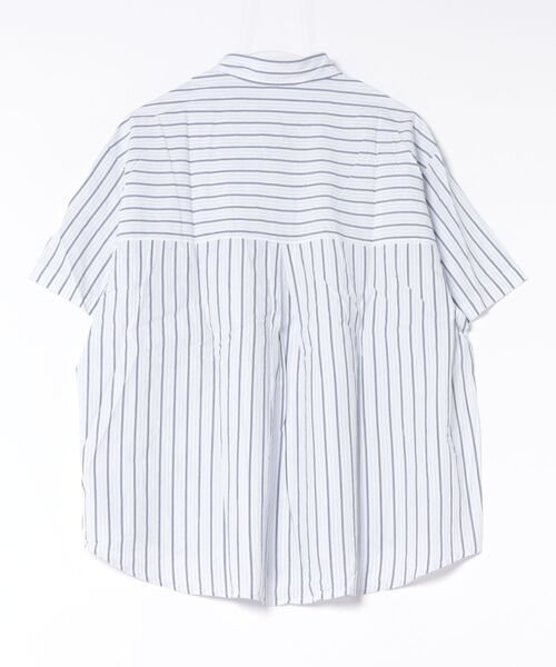 gossara（ゴサラ）の「【表情のある素材感】ストライプシャツ（シャツ/ブラウス・レディース・ライトブルー/ホワイト・FREE）」の4枚目の写真
