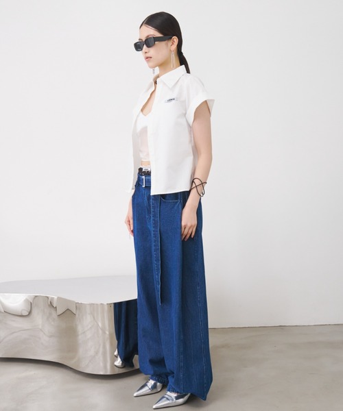 SOEMIN(ソミン)の「Barrel tuck denim/ベルト付きバレルレッグデニムパンツ(デニムパンツ・レディース・インディゴブルー・S/M)」の15枚目の写真