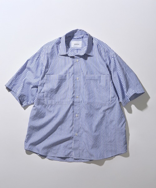 MAISON CLUB(メゾンクラブ)の「【MAISON CLUB】Double Pocket Half Sleeve Shirt(シャツ/ブラウス・メンズ・ブルー系その他/ネイビー系1/サックスブルー系1/ブラック系1/サックスブルー系2・M/L)」の1枚目の写真