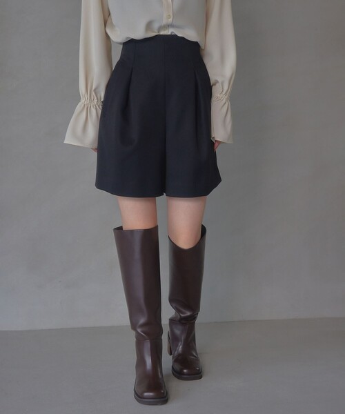EMMEL REFINES（エメルリファインズ）の「＜EMMEL REFINES＞EM タックポケット ショートパンツ（スラックス・レディース・ピンク/ブラック・M/S）」の4枚目の写真
