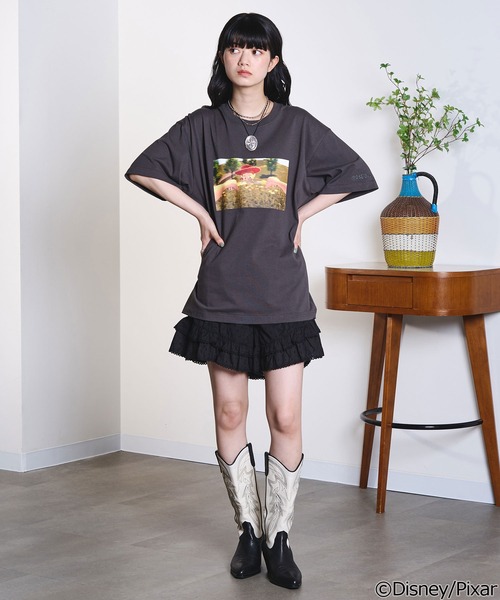 ROSE BUD(ローズバッド)の「TOY STORY / JESSIE / PHOTO S/S TEE(Tシャツ/カットソー・レディース・ホワイト/チャコール・ONE SIZE)」の12枚目の写真