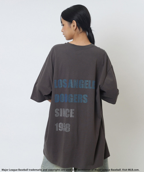 BACK TO THE FIELD(バック トゥー ザ フィールド)の「【MLB】Rhinestone-Embellished Tee(Tシャツ/カットソー・メンズ・レッド系/ブルー系/ブラック系・MEDIUM/XL/LARGE)」の7枚目の写真