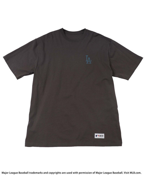 BACK TO THE FIELD(バック トゥー ザ フィールド)の「【MLB】Rhinestone-Embellished Tee(Tシャツ/カットソー・メンズ・レッド系/ブルー系/ブラック系・MEDIUM/XL/LARGE)」の8枚目の写真