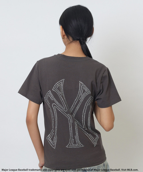 BACK TO THE FIELD(バック トゥー ザ フィールド)の「【MLB】Rhinestone-Embellished Tee(Tシャツ/カットソー・メンズ・レッド系/ブルー系/ブラック系・MEDIUM/XL/LARGE)」の10枚目の写真