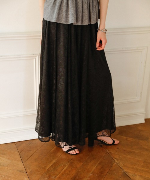 MIELI INVARIANT(ミエリインヴァリアント)の「Pomping Lace W Flare Pants(その他パンツ・レディース・ブラック/ベージュ/ホワイト系その他・SMALL/MEDIUM)」の13枚目の写真