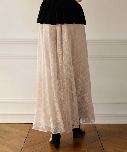 MIELI INVARIANT(ミエリインヴァリアント)の「Pomping Lace W Flare Pants(その他パンツ・レディース・ブラック/ベージュ/ホワイト系その他・SMALL/MEDIUM)」の17枚目の写真