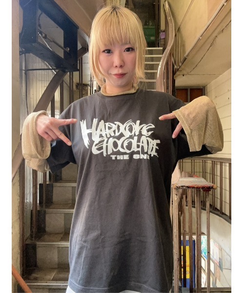 ハードコアチョコレート(ハードコアチョコレート)の「ハードコアチョコレート ベーシックロゴ Tシャツ ZOZO限定スミ(Tシャツ/カットソー・メンズ・スミクロ・XX-LARGE/X-LARGE/LARGE)」の1枚目の写真