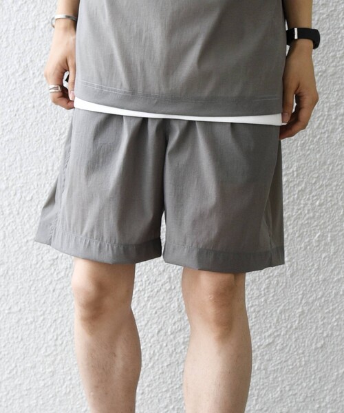 SHIPS any（シップス エニィ）の「SHIPS any:〈接触冷感/UVカット〉VEILICE イージーショーツ(セットアップ対応)◇（その他パンツ・メンズ・ライトグレー/チャコールグレー/オリーブ・X-LARGE/LARGE/MEDIUM）」の2枚目の写真