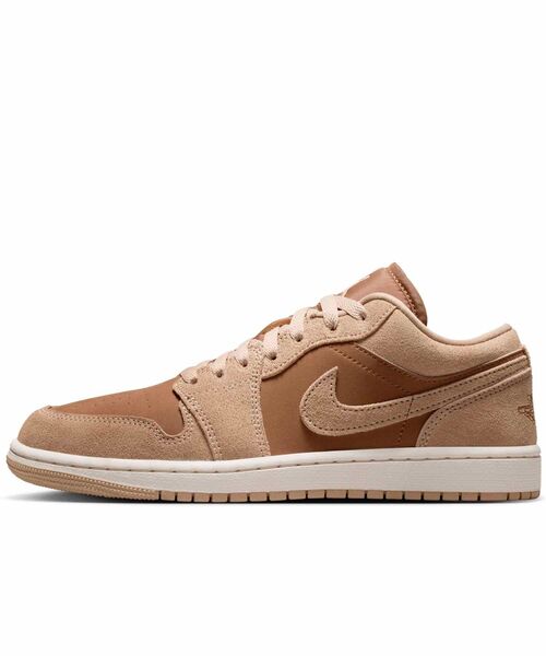 JORDAN BRAND(ジョーダンブランド)の「エア ジョーダン 1 LOW ウィメンズシューズ / Air Jordan 1 Low Women's Shoes DC0774-205 Legend Medium Brown(スニーカー・レディース・ブラウン系その他2・22/24.5/24/23.5/26/25.5/25/23/22.5)」の3枚目の写真